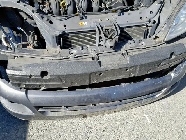 1FAFP34N55W273667 - 2005 FORD FOCUS ZX4 GRAY photo 9