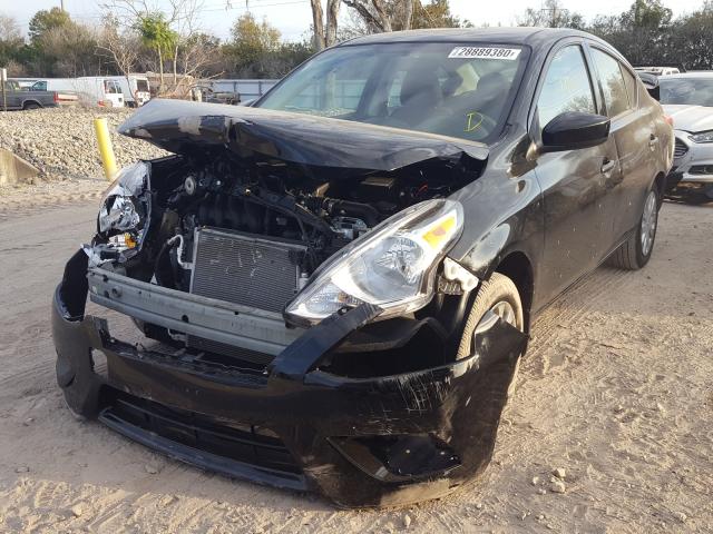 3N1CN7AP1JL864016 - 2018 NISSAN VERSA S  photo 2