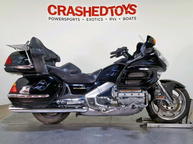 1HFSC47412A100384 - 2002 HONDA GL1800 A BLACK photo 1