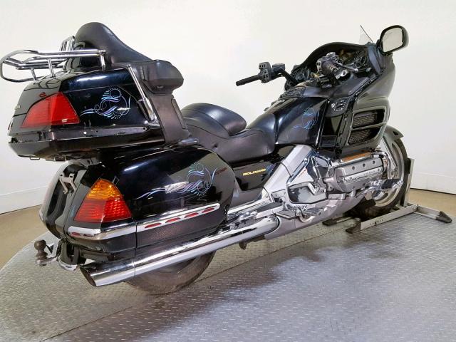 1HFSC47412A100384 - 2002 HONDA GL1800 A BLACK photo 8