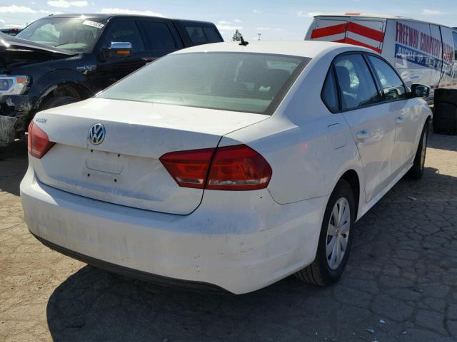 1VWAP7A3XDC028553 - 2013 VOLKSWAGEN PASSAT S WHITE photo 4