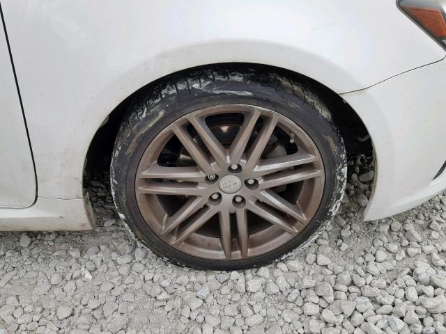 JTKJF5C75B3011207 - 2011 TOYOTA SCION TC WHITE photo 10