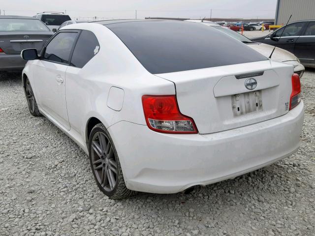 JTKJF5C75B3011207 - 2011 TOYOTA SCION TC WHITE photo 3