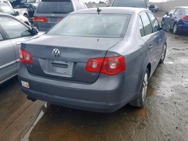 3VWRF71KX7M118379 - 2007 VOLKSWAGEN JETTA 2.5 GRAY photo 4