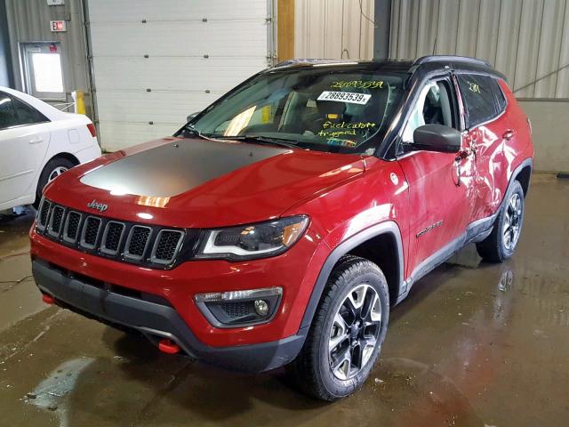 3C4NJDDB3JT284623 - 2018 JEEP COMPASS TR RED photo 2