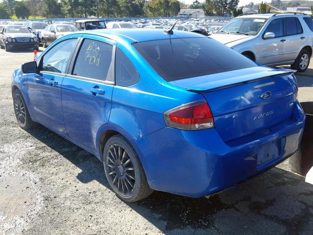 1FAHP3GN9AW168368 - 2010 FORD FOCUS SES BLUE photo 3