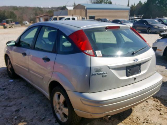 1FAHP37N27W247423 - 2007 FORD FOCUS ZX5 SILVER photo 3