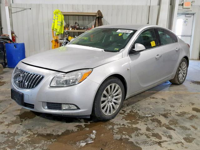 W04GN5EC4B1001451 - 2011 BUICK REGAL CXL SILVER photo 2