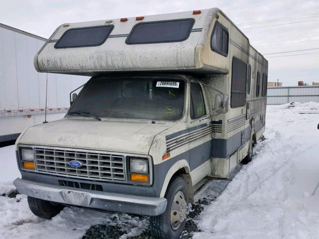 1FDKE30G3KHB23798 - 1989 WINNEBAGO MOTORHOME TWO TONE photo 2