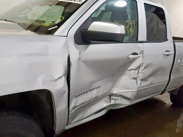 1GCVKREC2JZ173734 - 2018 CHEVROLET SILVERADO SILVER photo 9
