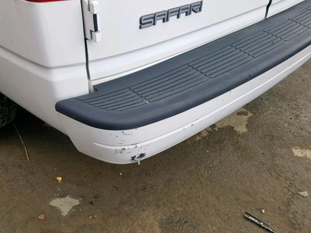 1GKDM19X55B507178 - 2005 GMC SAFARI XT WHITE photo 9