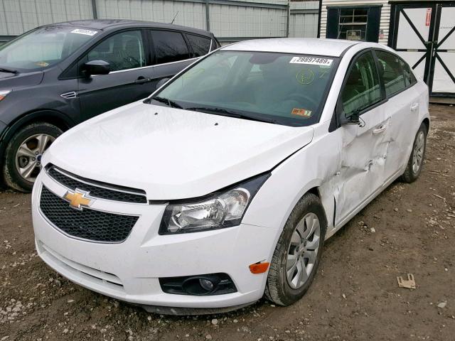 1G1PA5SH0D7114176 - 2013 CHEVROLET CRUZE LS WHITE photo 2