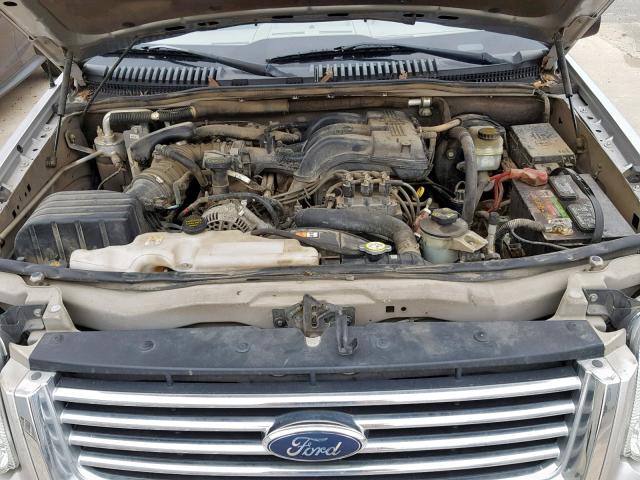 1FMEU63E17UB30260 - 2007 FORD EXPLORER X SILVER photo 7