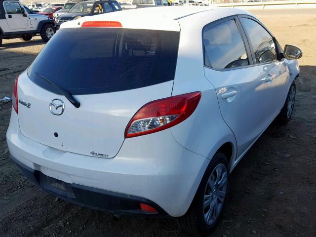 JM1DE1KY0E0175528 - 2014 MAZDA MAZDA2 SPO WHITE photo 4