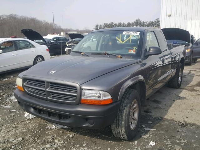 1B7GL12X12S719660 - 2002 DODGE DAKOTA BAS GRAY photo 2