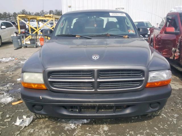 1B7GL12X12S719660 - 2002 DODGE DAKOTA BAS GRAY photo 9