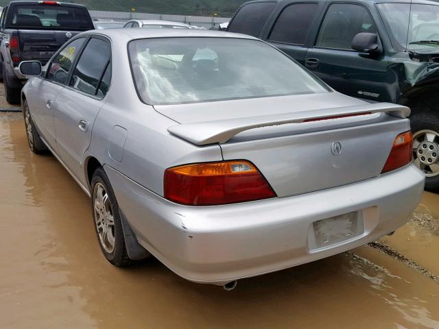 19UUA5656XA038546 - 1999 ACURA 3.2TL SILVER photo 3