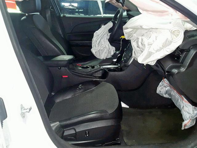 1G11C5SL8FF310461 - 2015 CHEVROLET MALIBU 1LT WHITE photo 5