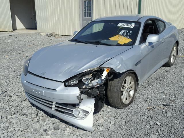 KMHHM66DX8U283205 - 2008 HYUNDAI TIBURON GS SILVER photo 2