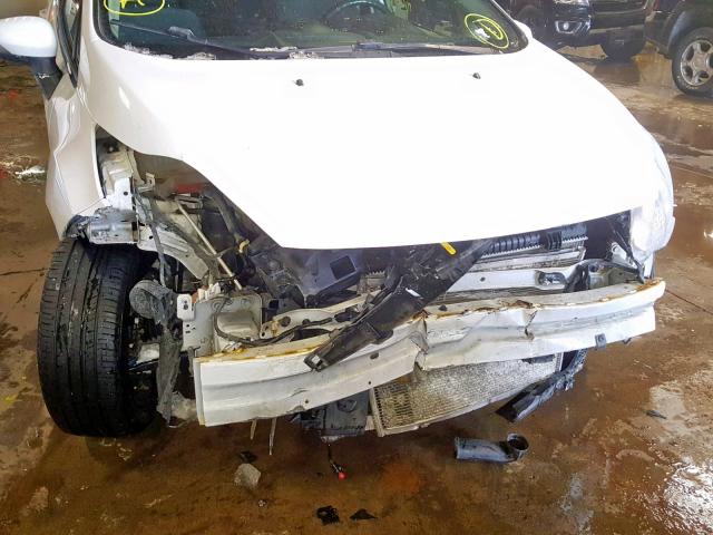 3FADP4CJ2BM121272 - 2011 FORD FIESTA SEL WHITE photo 9