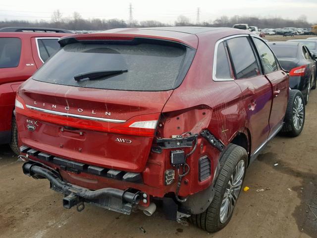 2LMPJ8LRXHBL40934 - 2017 LINCOLN MKX RESERV RED photo 4