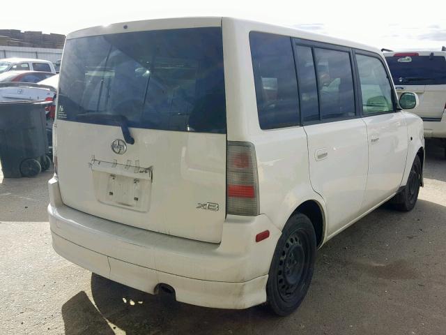 JTLKT324554008200 - 2005 TOYOTA SCION XB WHITE photo 4