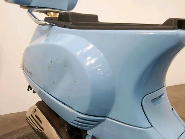 ZAPM448F695017180 - 2009 VESPA LX 150 BLUE photo 18