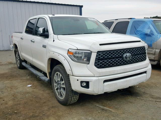 5TFAW5F15JX755007 - 2018 TOYOTA TUNDRA CRE WHITE photo 1