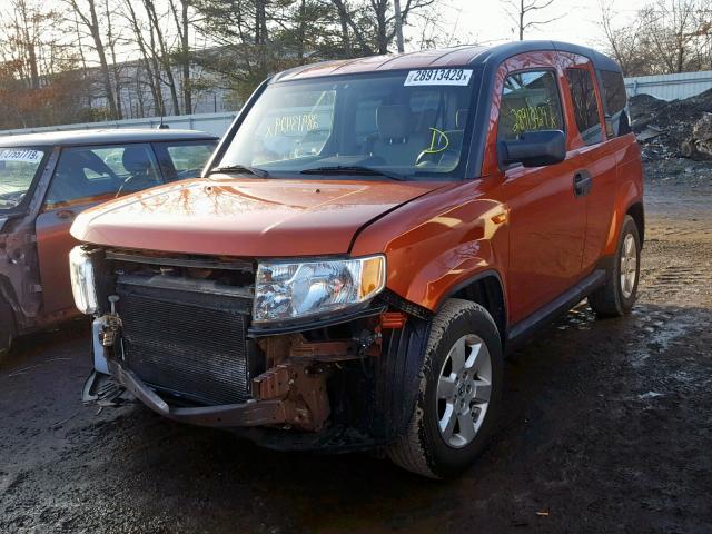 5J6YH2H76BL003487 - 2011 HONDA ELEMENT EX ORANGE photo 2