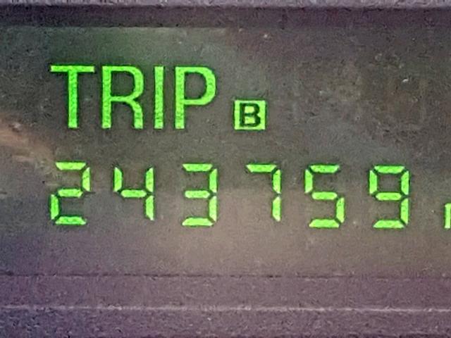 1LNHM86S5YY810604 - 2000 LINCOLN LS GOLD photo 8