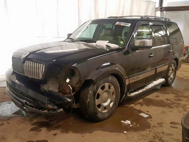 5LMFU28585LJ13610 - 2005 LINCOLN NAVIGATOR Qara foto 2