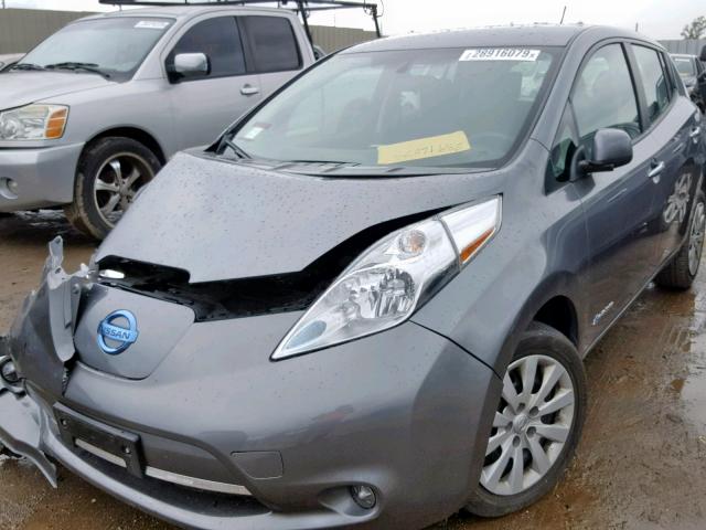 1N4AZ0CP2FC334479 - 2015 NISSAN LEAF S GRAY photo 2