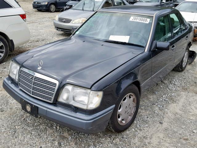 WDBEA34EXRC068407 - 1994 MERCEDES-BENZ E 420 BLACK photo 2