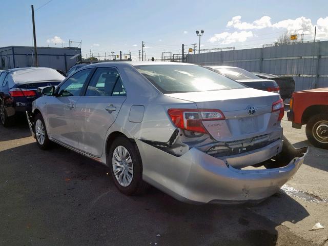 4T1BD1FK2DU094999 - 2013 TOYOTA CAMRY HYBR SILVER photo 3