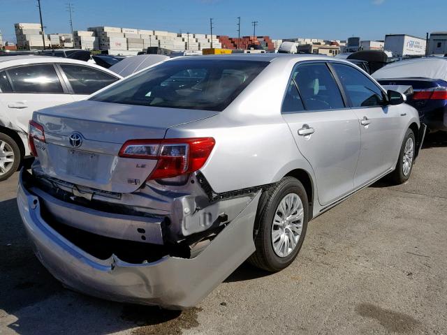 4T1BD1FK2DU094999 - 2013 TOYOTA CAMRY HYBR SILVER photo 4