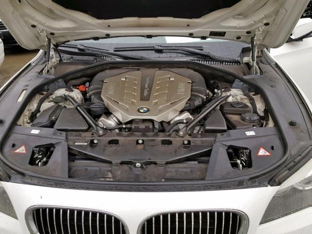 WBAKB8C55BCY65179 - 2011 BMW ALPINA B7 Blanco foto 7