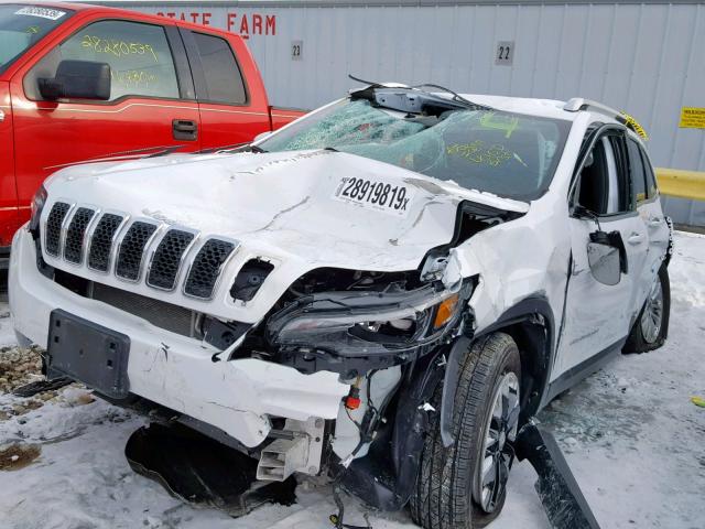 1C4PJMCX5KD106273 - 2019 JEEP CHEROKEE L WHITE photo 2