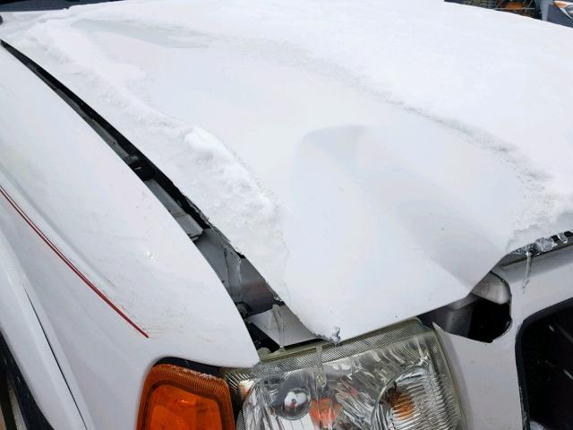 1FTYR10U55PA17294 - 2005 FORD RANGER WHITE photo 9