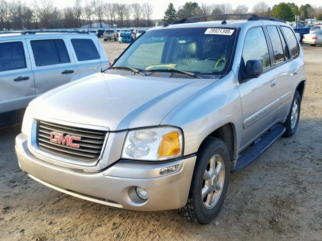 1GKDT13S942122737 - 2004 GMC ENVOY SILVER photo 2