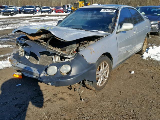 JH4DB7657YS000468 - 2000 ACURA INTEGRA LS SILVER photo 2