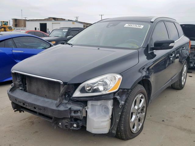 YV4952DL1D2444486 - 2013 VOLVO XC60 3.2 BLACK photo 2