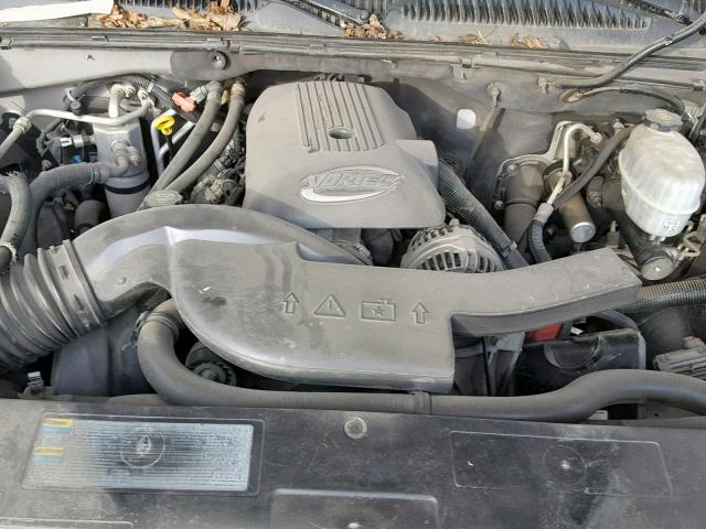 1GKEC13V95J155744 - 2005 GMC YUKON SILVER photo 7