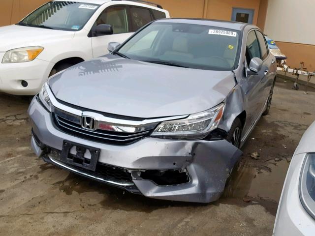 JHMCR6F74HC005656 - 2017 HONDA ACCORD HYB SILVER photo 2