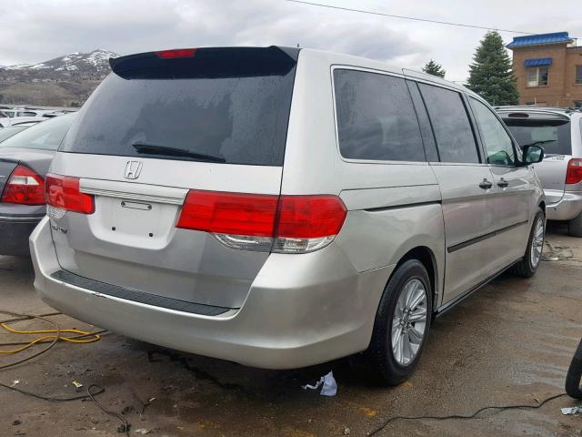 5FNRL38229B028404 - 2009 HONDA ODYSSEY LX SILVER photo 4