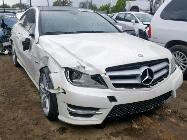 WDDGJ4HB7CF855911 - 2012 MERCEDES-BENZ C 250 WHITE photo 1