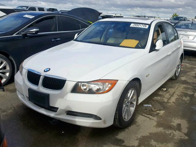 WBAVC535X7FZ80701 - 2007 BMW 328 I SULE WHITE photo 2