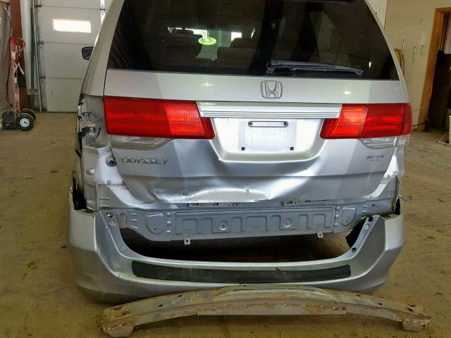 5FNRL3H29AB020868 - 2010 HONDA ODYSSEY LX SILVER photo 9