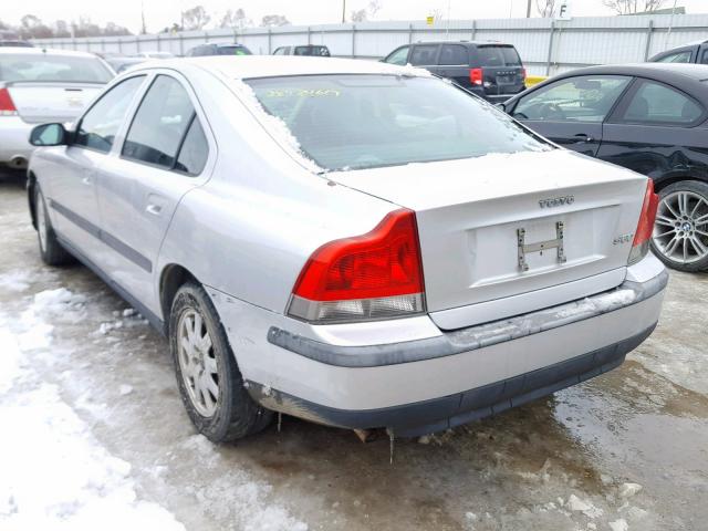 YV1RS61R922193834 - 2002 VOLVO S60 SILVER photo 3