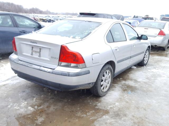 YV1RS61R922193834 - 2002 VOLVO S60 SILVER photo 4