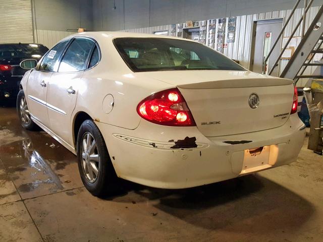 2G4WD562651324114 - 2005 BUICK LACROSSE C WHITE photo 3